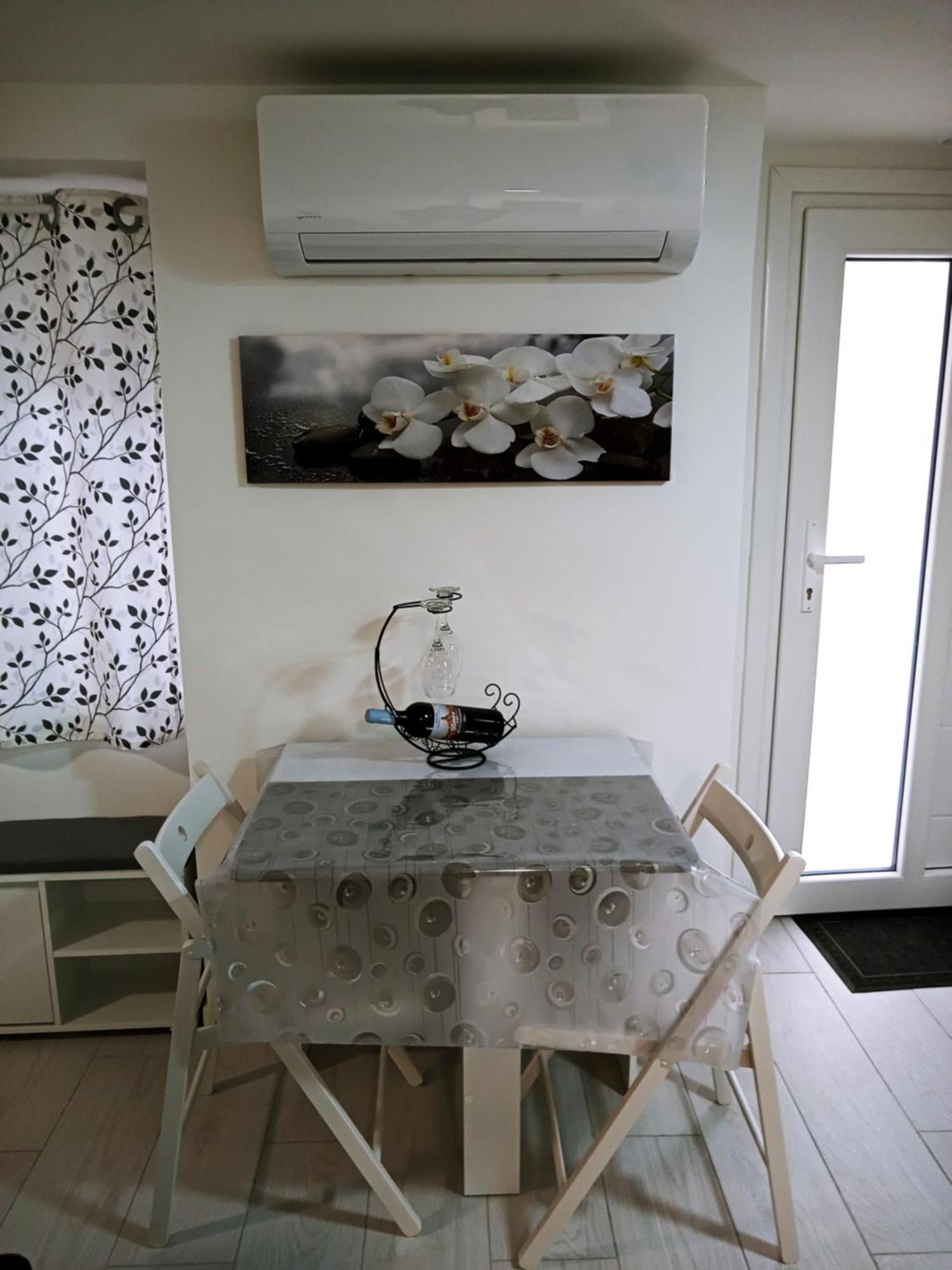 Apartamentos "El Balconico" Arguedas Ngoại thất bức ảnh